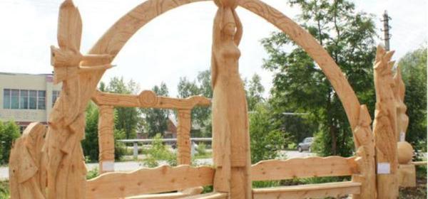 В дебесах открылся второй международный фестиваль деревянной скульптуры 1