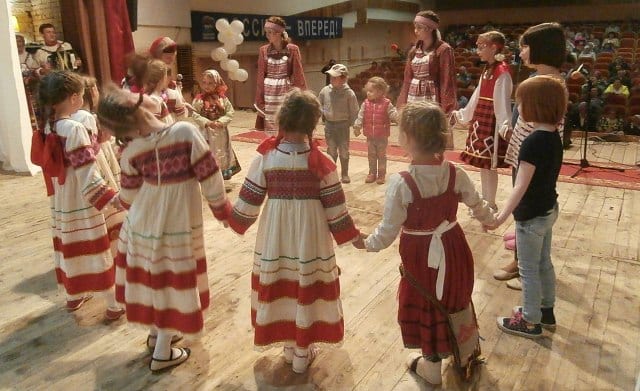 В киясово прошел фестиваль «русская семья и ее традиции – ценность россии» 15