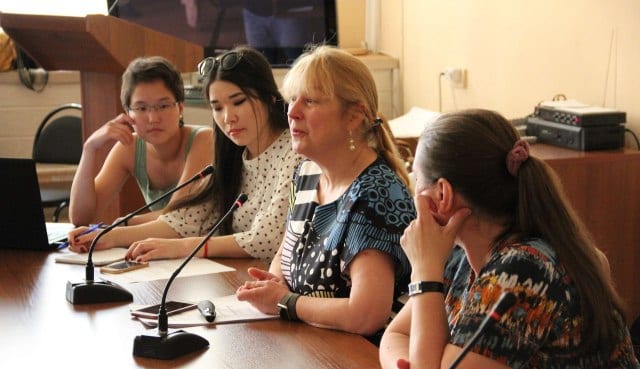 В москве студенты обсудили этножурналистику в условиях "цифры" 1