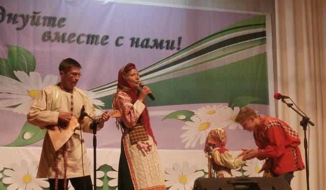 В киясово прошел фестиваль «русская семья и ее традиции – ценность россии» 16