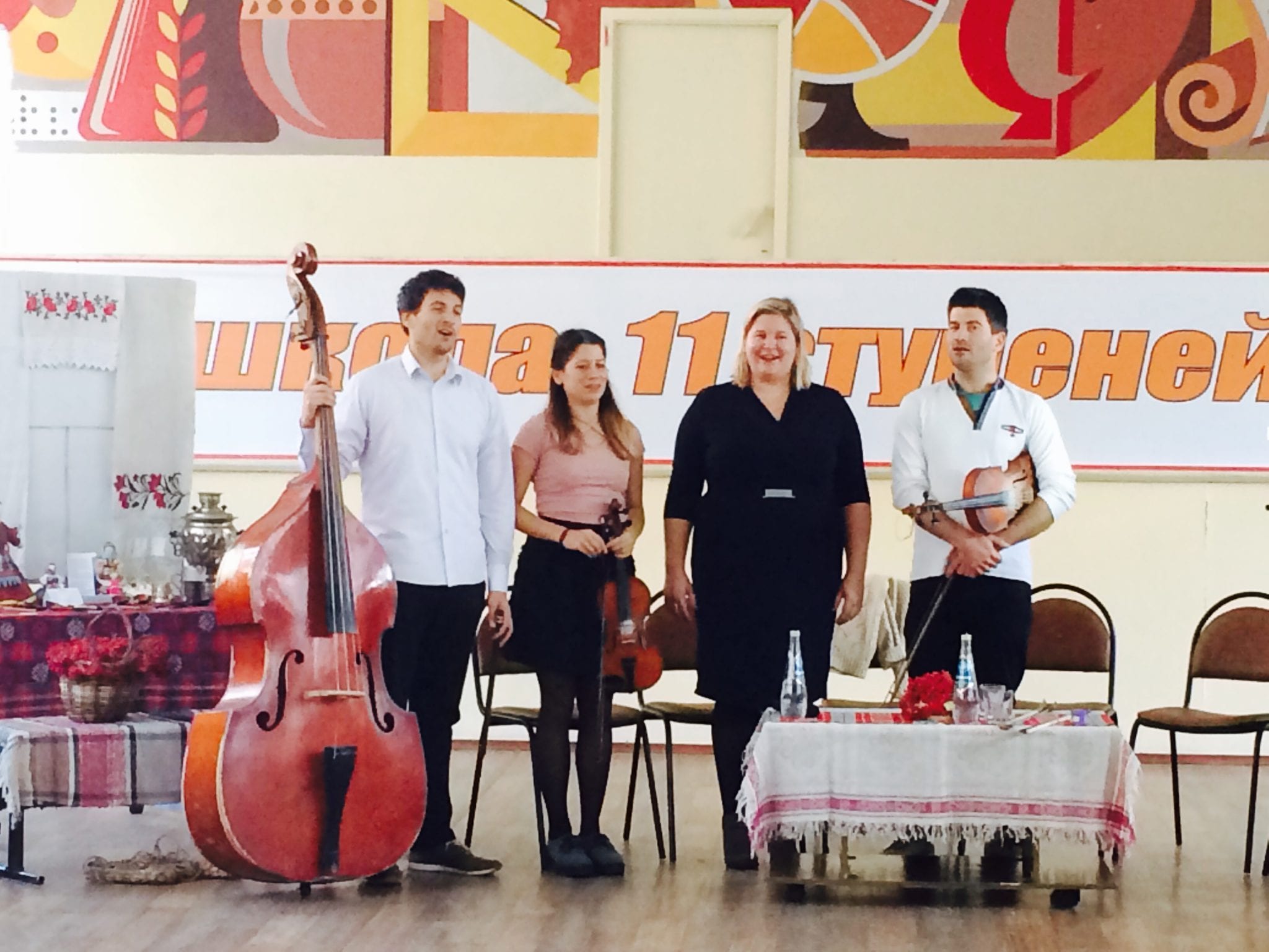 Учащиеся ижевской школы № 11 познакомились с венгерскими музыкантами 1