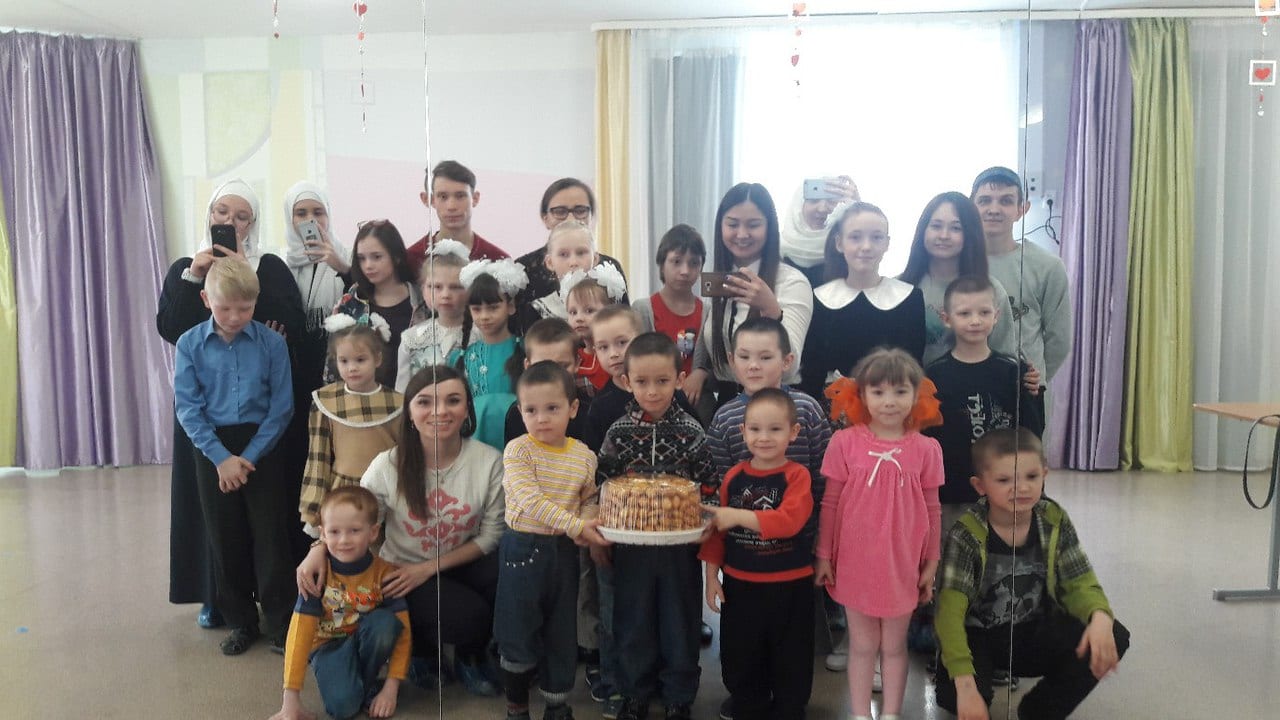 Активисты союза татарской молодёжи «иман» посетили детский социально-реабилитационный центр 1