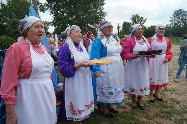 В можгинском районе состоялась ярмарка «августовские спасы» 1