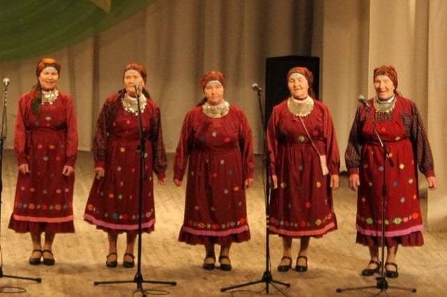 В кизнерском районе прошёл конкурс вокальных ансамблей 2
