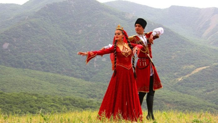 Школьники ижевска узнают о традициях народов кавказа 1