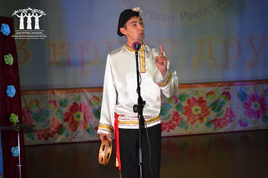 Творческие коллективы можгинского района выступили в ижевске 17