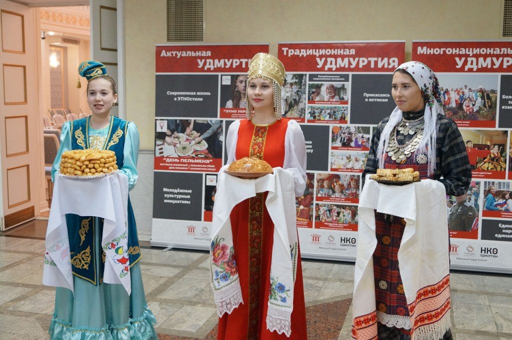 Участницы “татар кызы - 2019” посетили дом дружбы народов 9