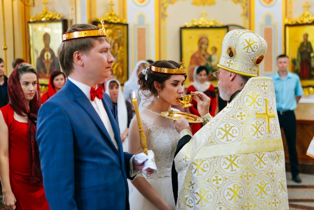 Фото священного православного обряда – венчания