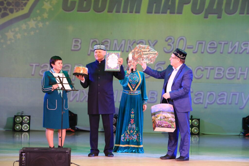 В сарапуле отметили юбилейный день татарской культуры 15
