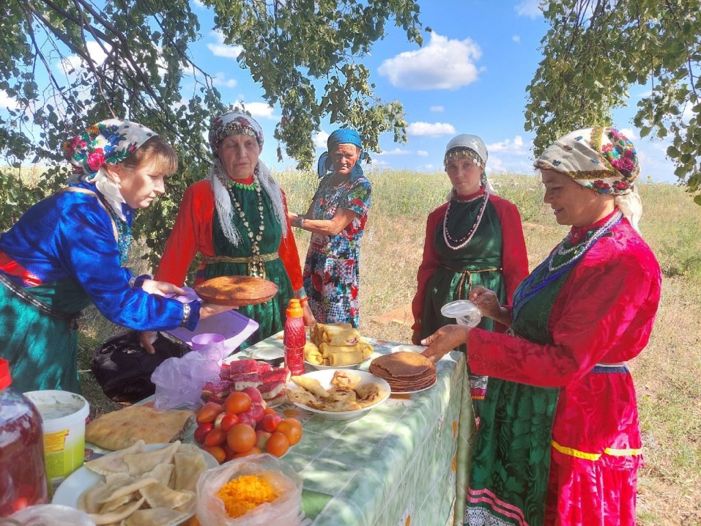Удмурты башкортостана отметили праздник национального лакомства 4