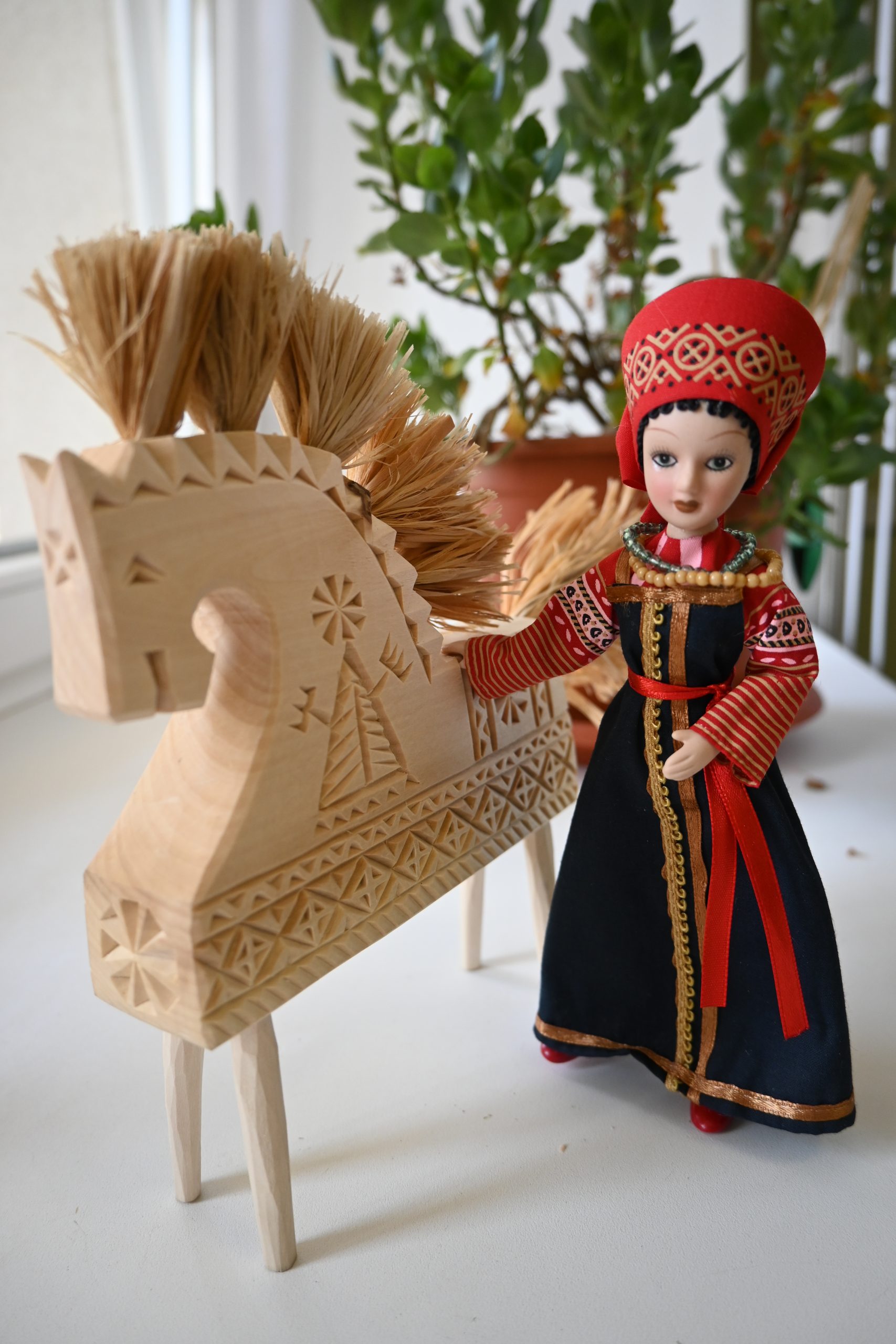 «истории игрушек». Выставка кукол в народных костюмах 31