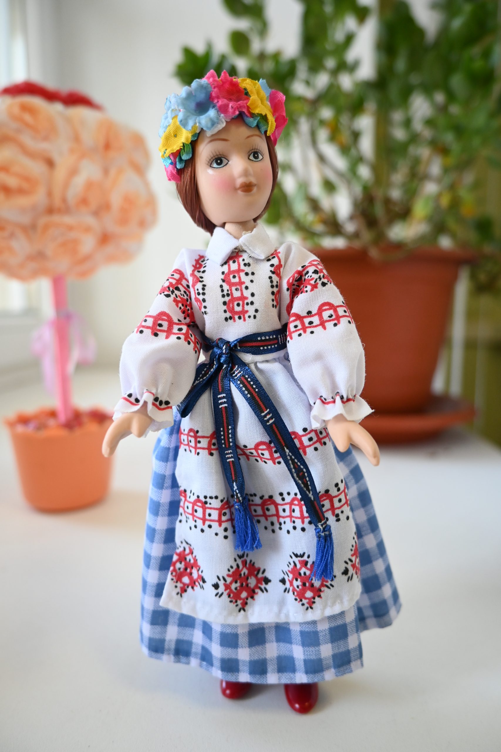 «истории игрушек». Выставка кукол в народных костюмах 29