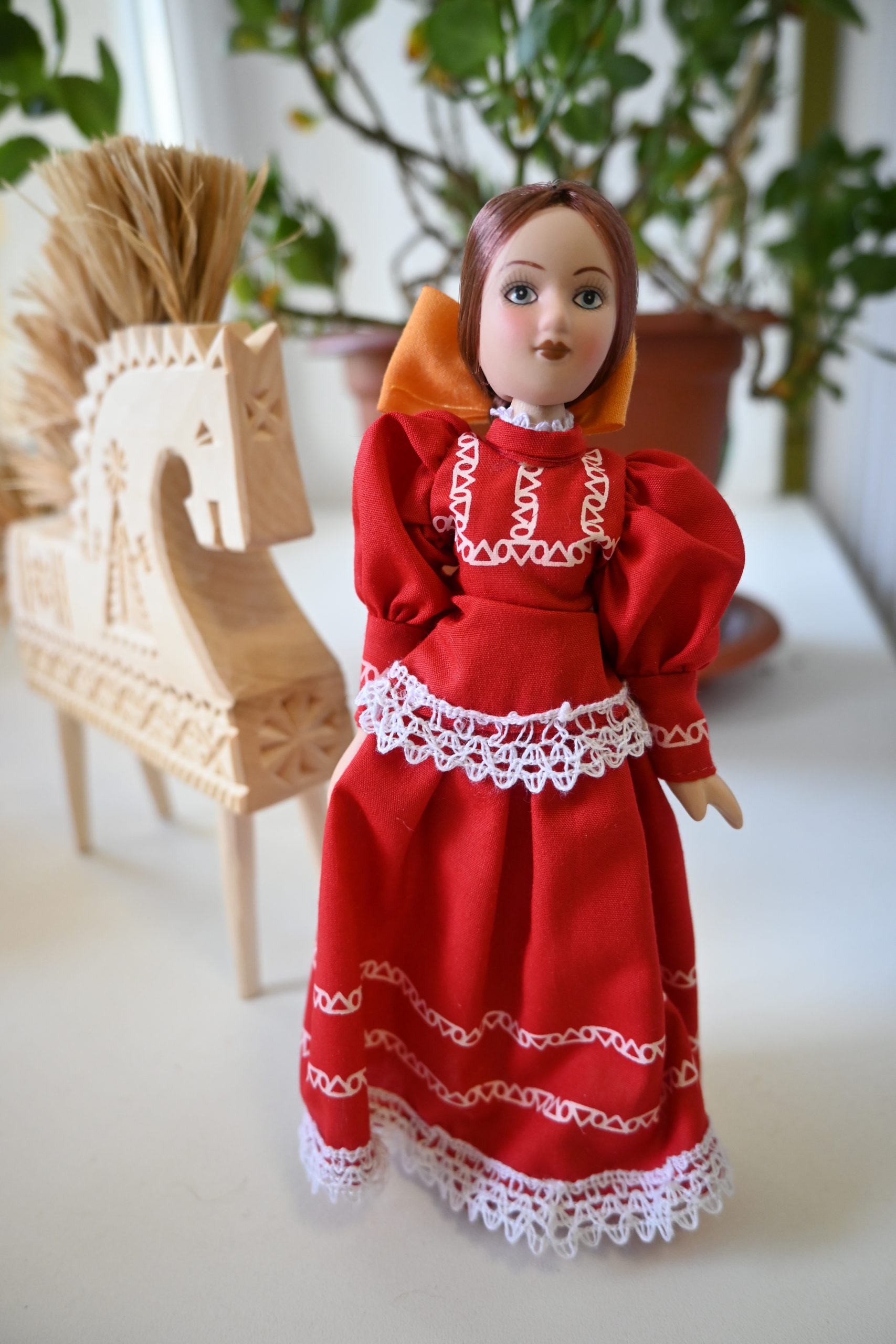 «истории игрушек». Выставка кукол в народных костюмах 119