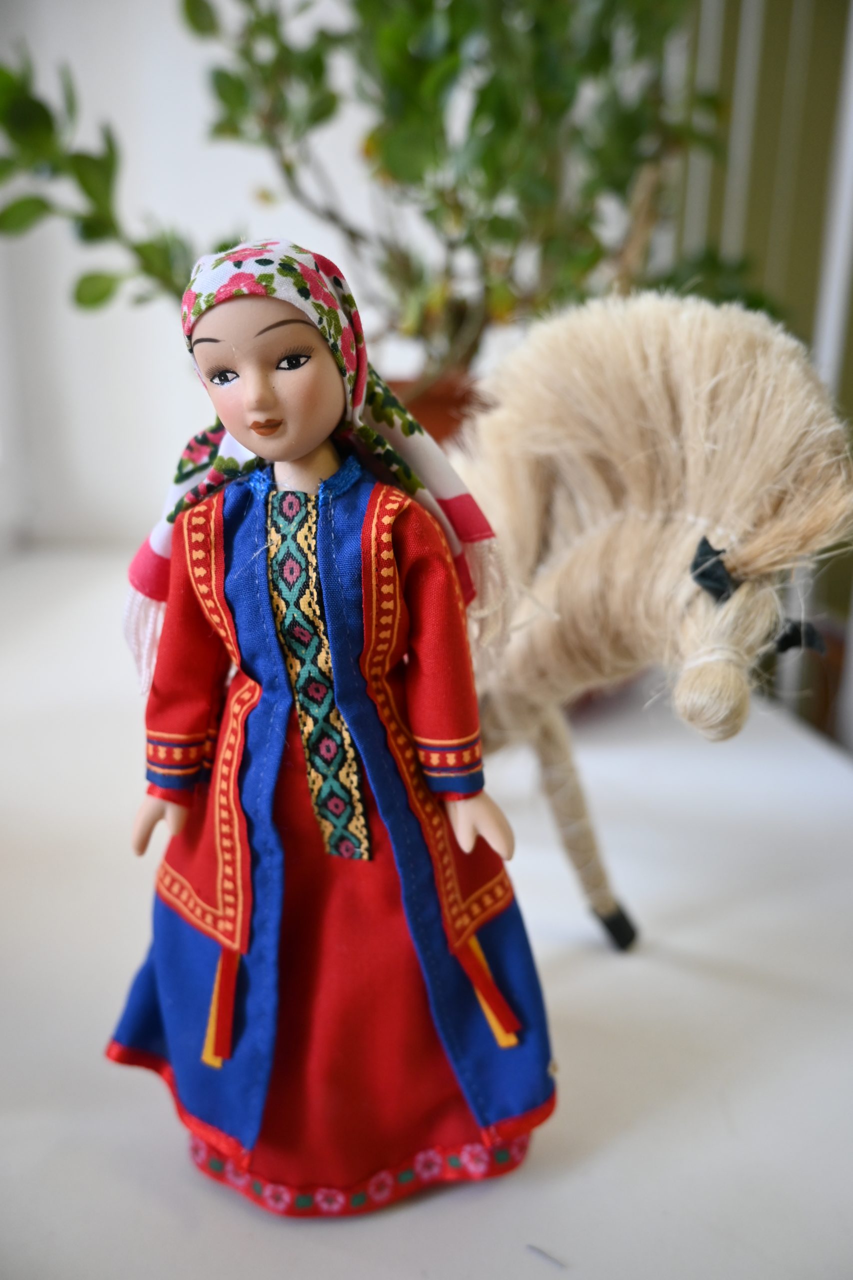 «истории игрушек». Выставка кукол в народных костюмах 42