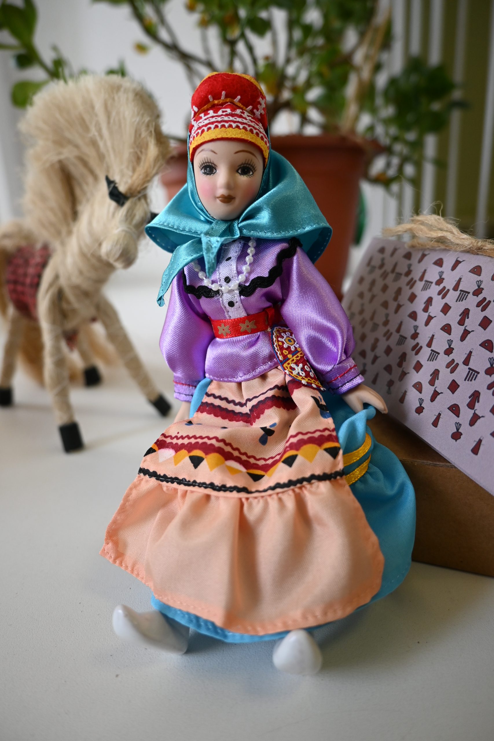 «истории игрушек». Выставка кукол в народных костюмах 126