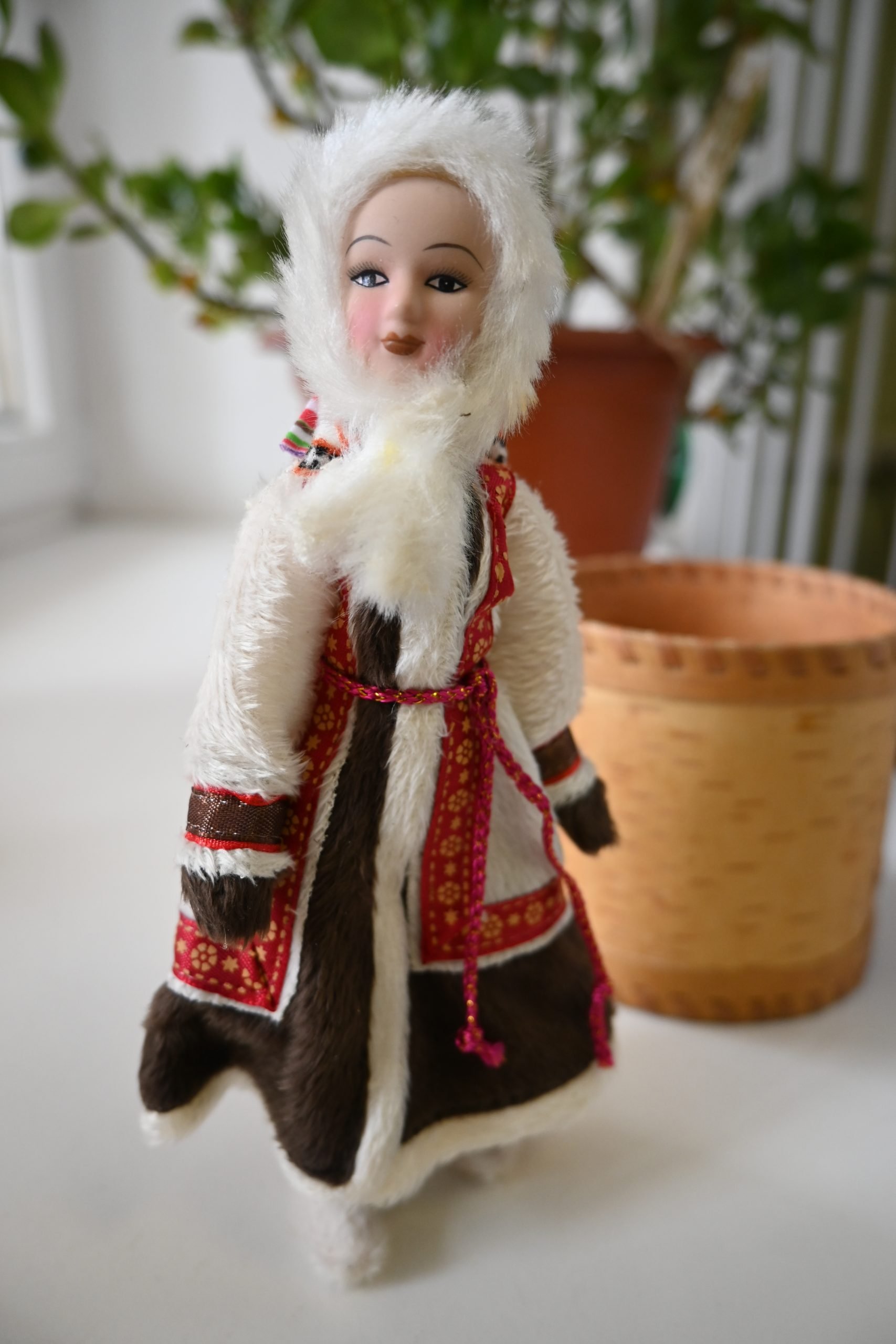 «истории игрушек». Выставка кукол в народных костюмах 127