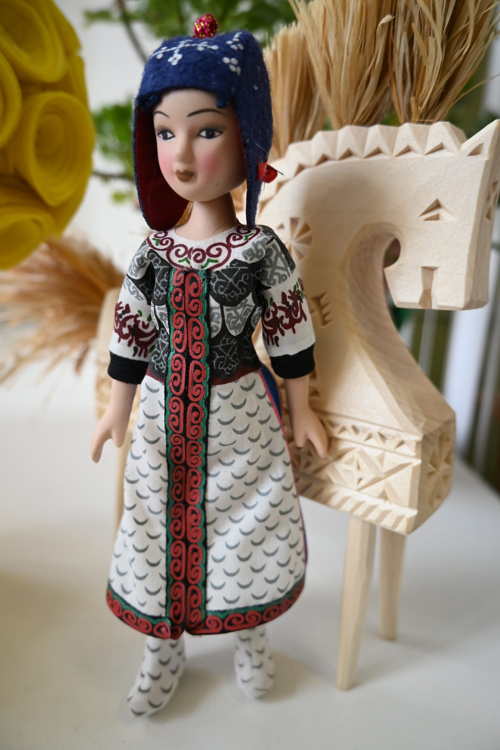 «истории игрушек». Выставка кукол в народных костюмах 66