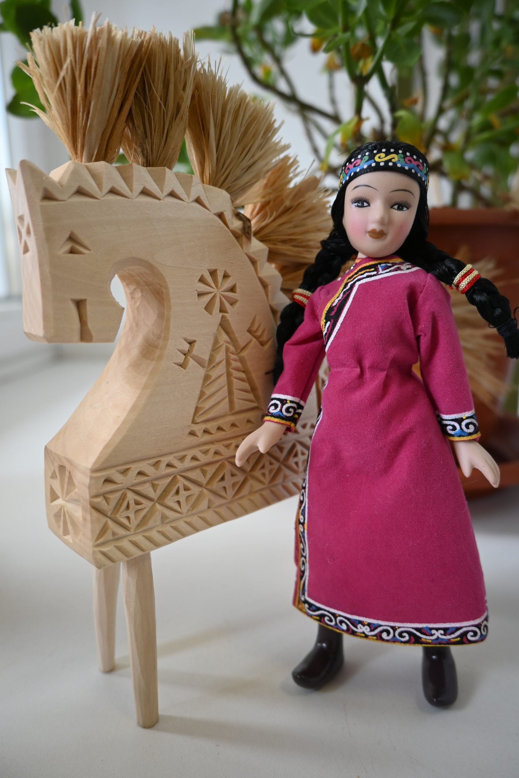«истории игрушек». Выставка кукол в народных костюмах 136