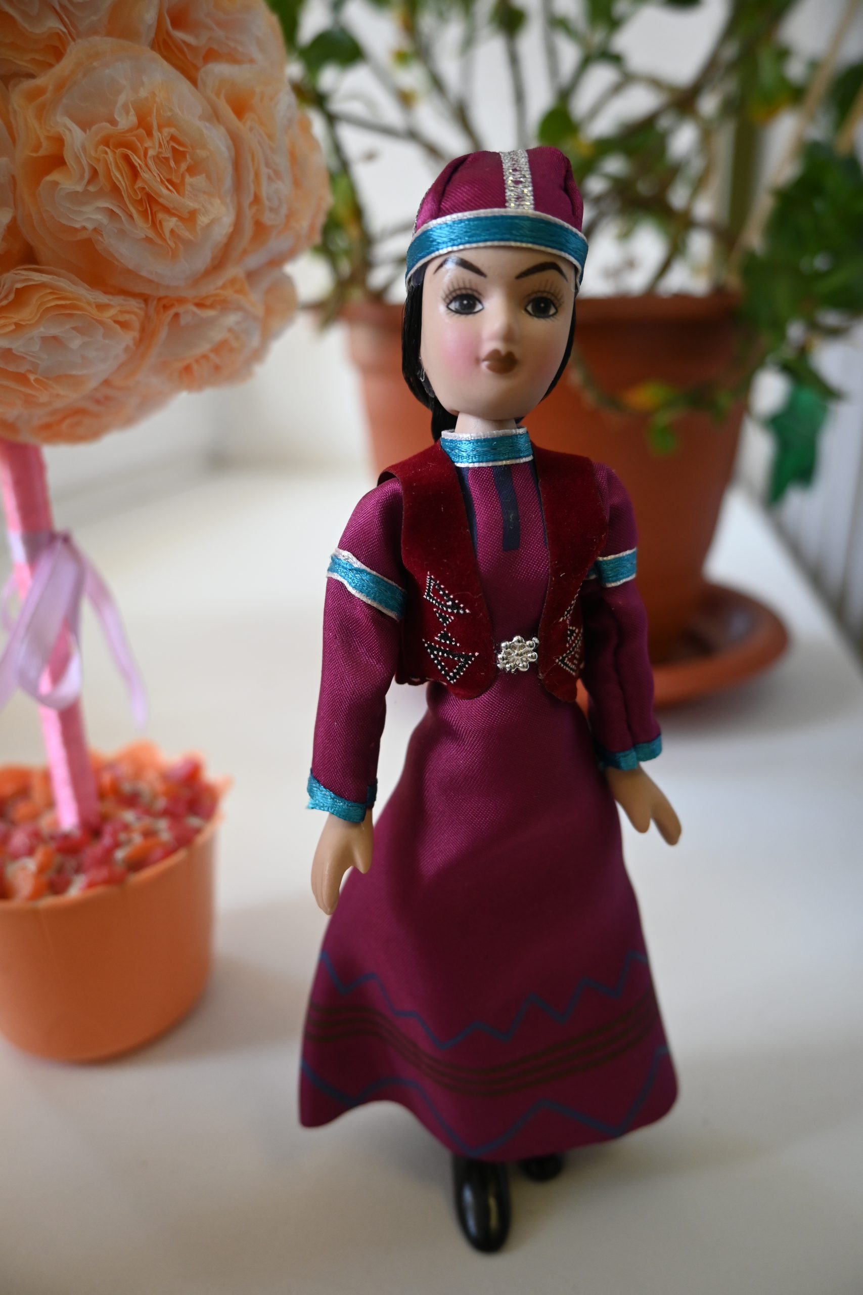 «истории игрушек». Выставка кукол в народных костюмах 89