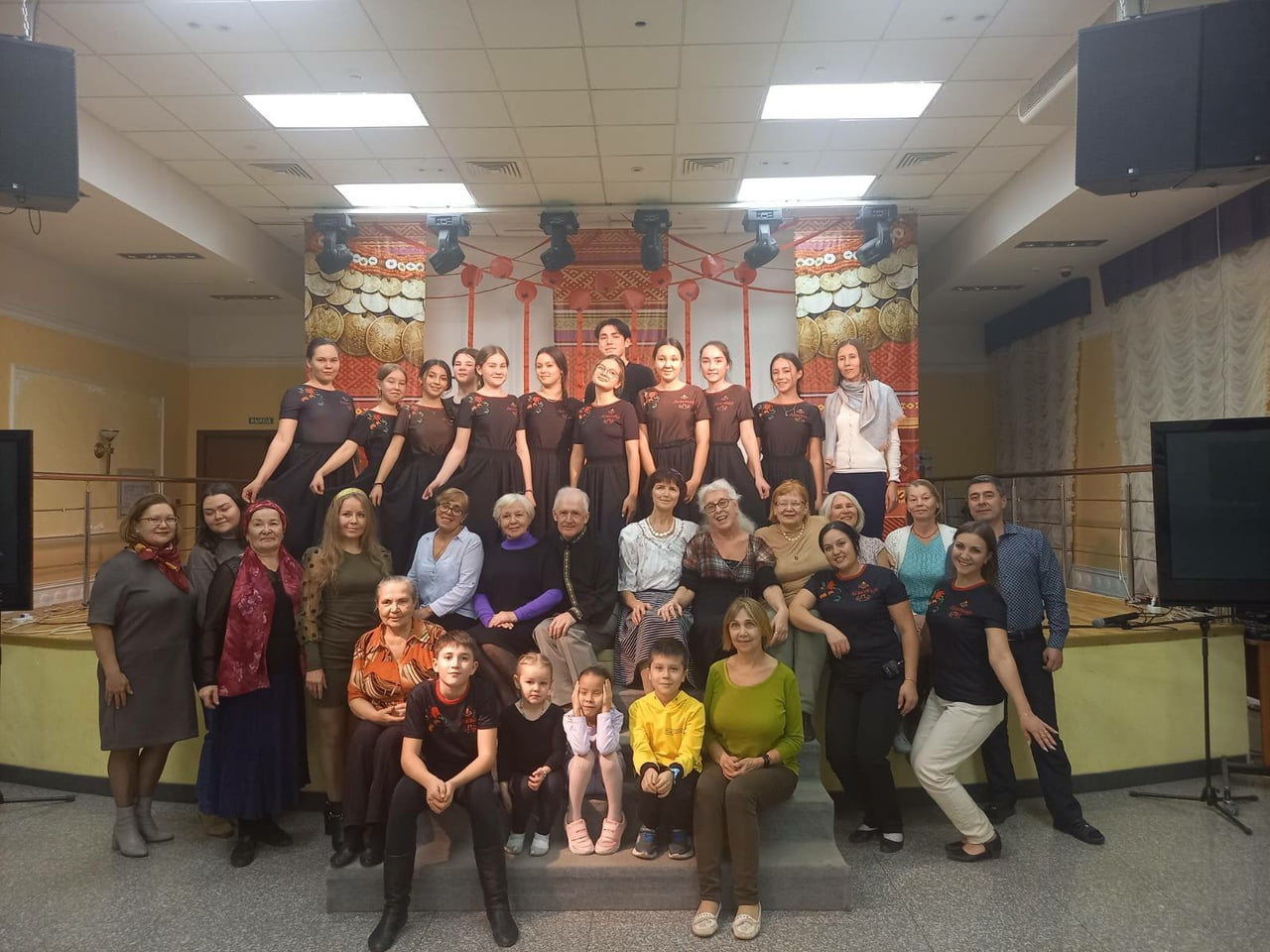 Мастер-класс по татарским народным танцам состоялся в ддн 1