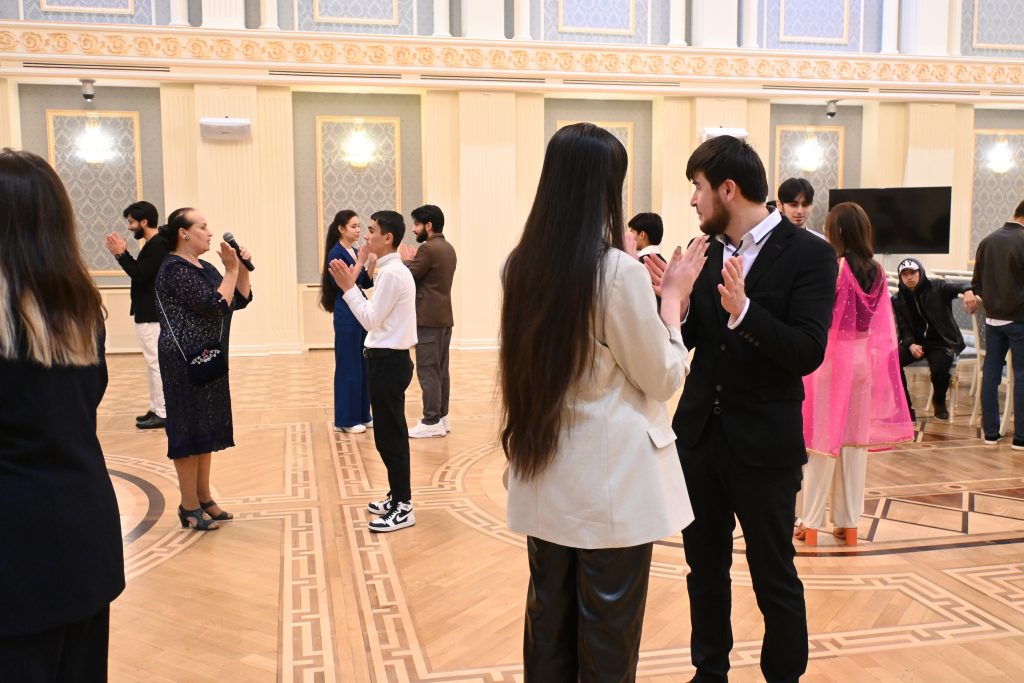 Вузы удмуртии и дом дружбы народов провели для иностранных студентов вечер культурного обмена 5