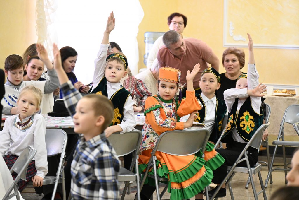 В преддверии дня родного языка в ижевске состоялся фестиваль этнокультурных школ 23